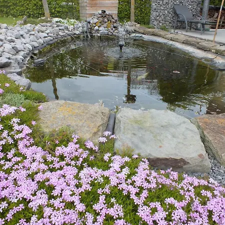 Bed and Breakfast Le Club De La Source 2*