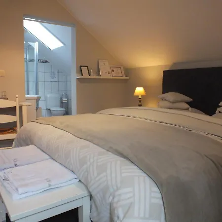 Le Club De La Source Отель типа 